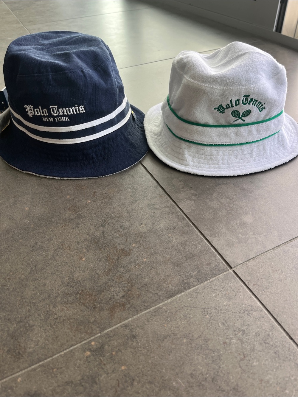 Ralph Lauren USOpen Reversible Bucket Hat / White Terry to Navy With Logo